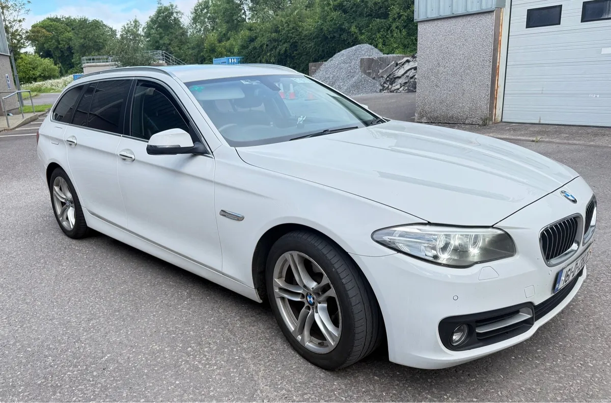 BMW 5 Series Touring Estate - Image 1