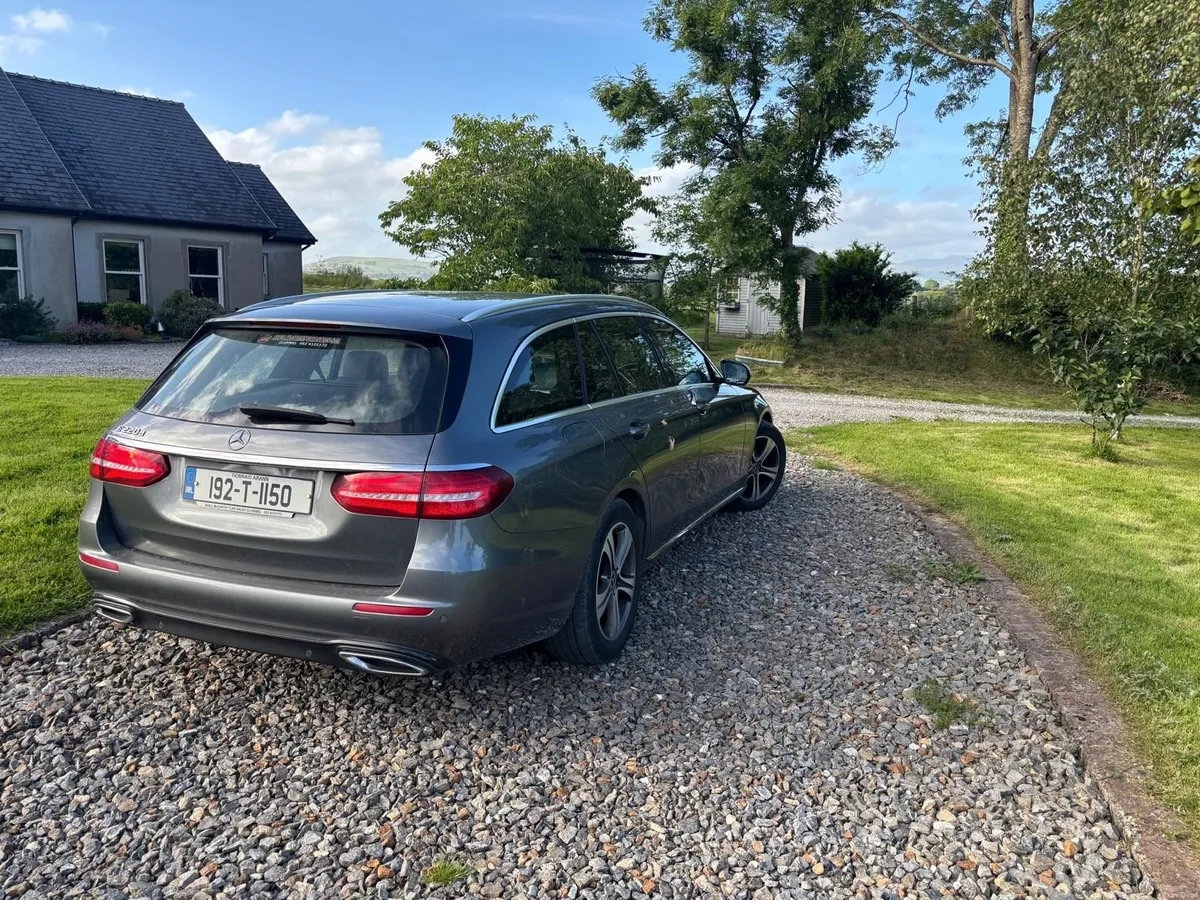 Mercedes-Benz E-Class 2019 - Image 6
