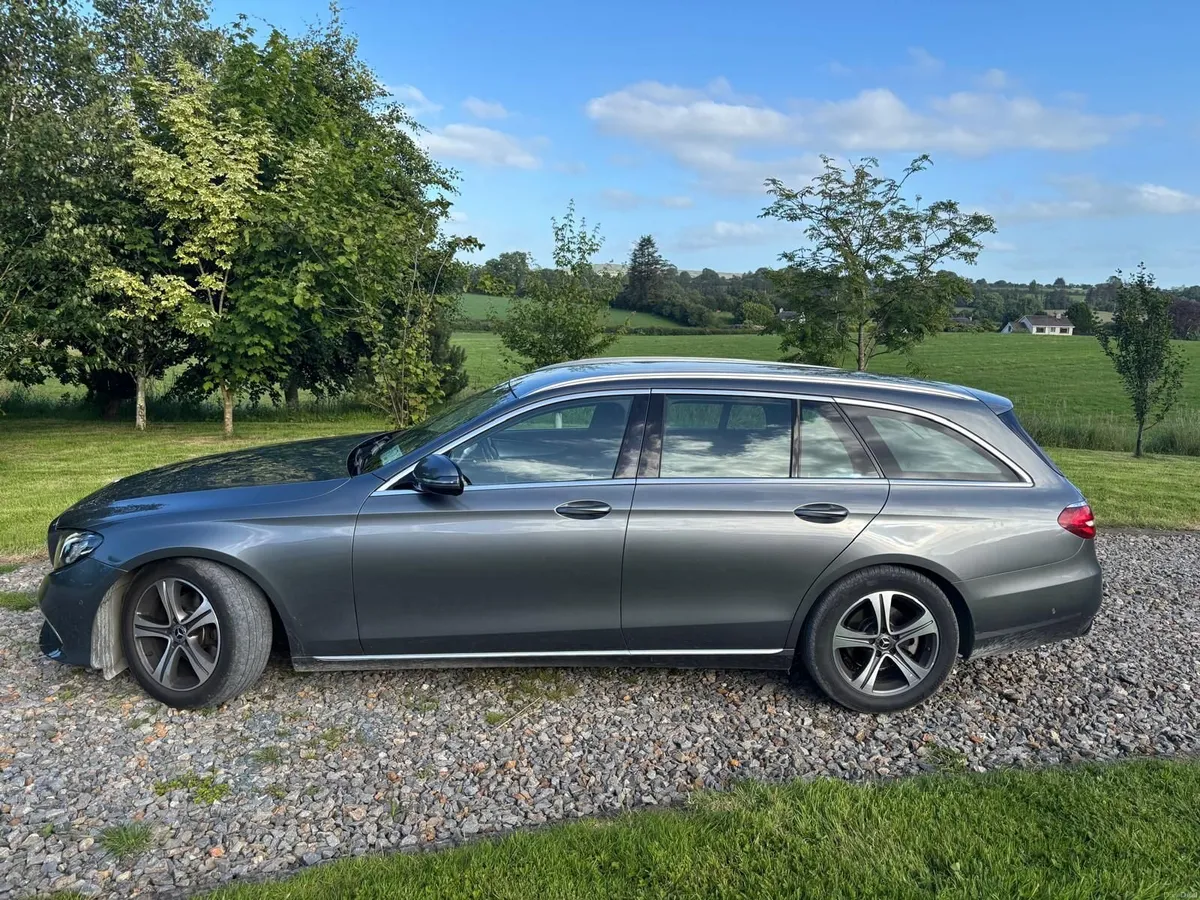 Mercedes-Benz E-Class 2019 - Image 4