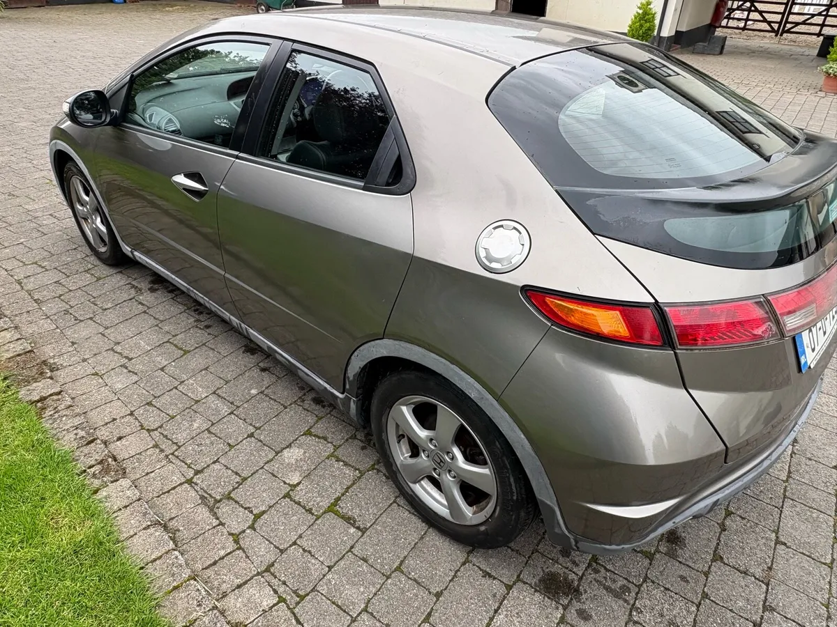 Honda Civic - Image 3