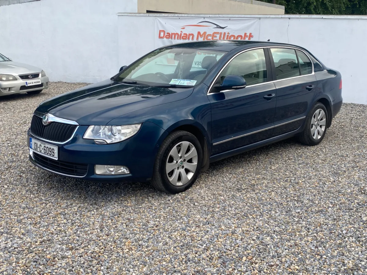 2013 Skoda Superb Elegante - Image 2