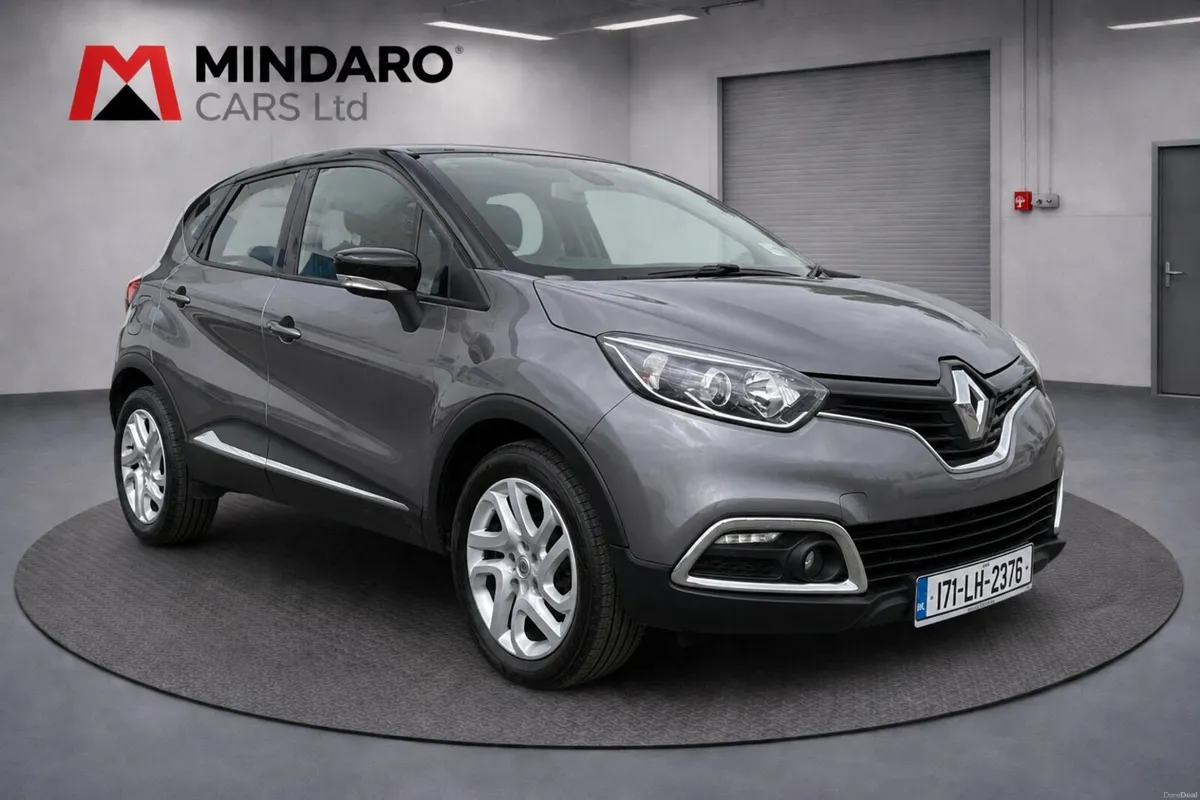 Renault Captur 2017/EXCELLENT CONDITION/LOW MILES - Image 1