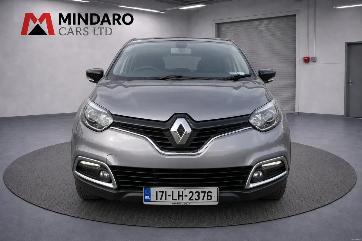 Renault Captur 2017/EXCELLENT CONDITION/LOW MILES - Image 3