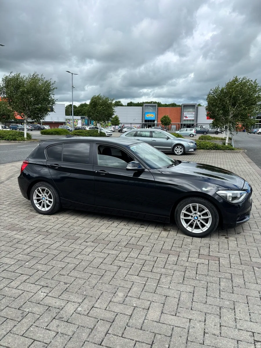 BMW 116i - Image 2