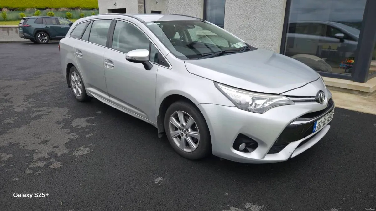 Toyota Avensis Estate 152 - Image 3