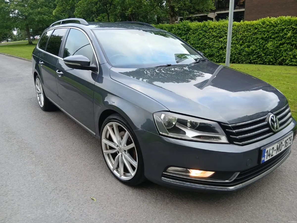 2014 VOLKSWAGEN PASSAT HIGHLINE ESTATE - Image 1
