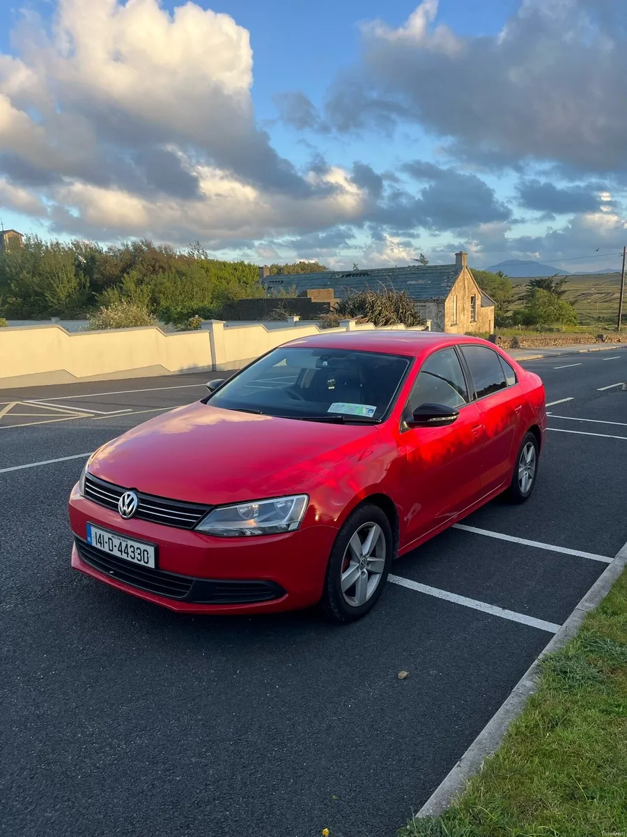 Volkswagen Jetta 2014 - Image 4