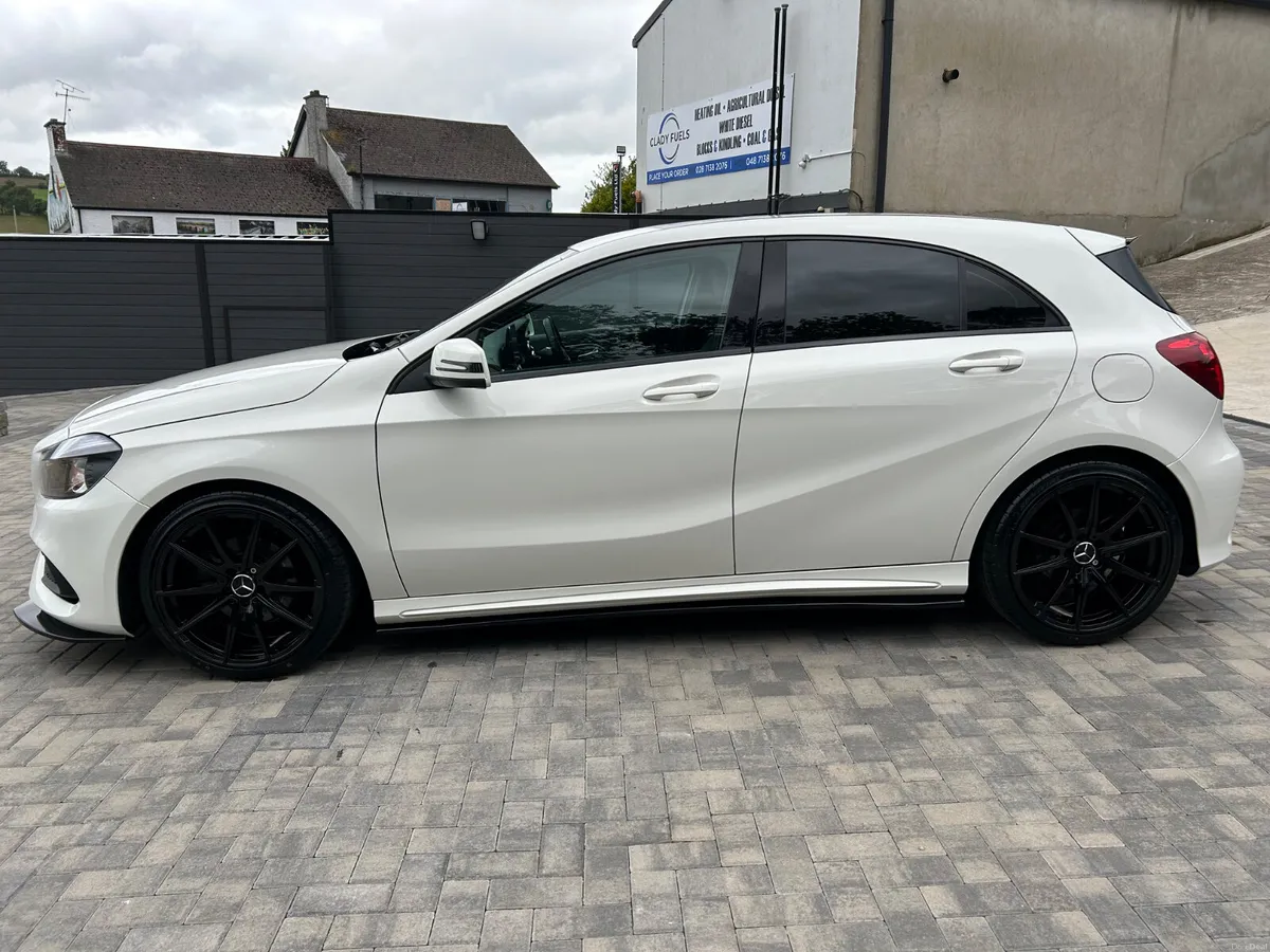 161 MERC A CLASS AMG LINE A180D 1.5 MANUAL - Image 4