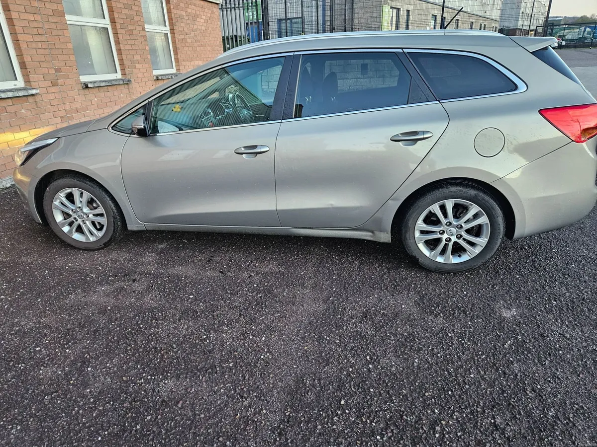 Kia Ceed 2014 - Image 4