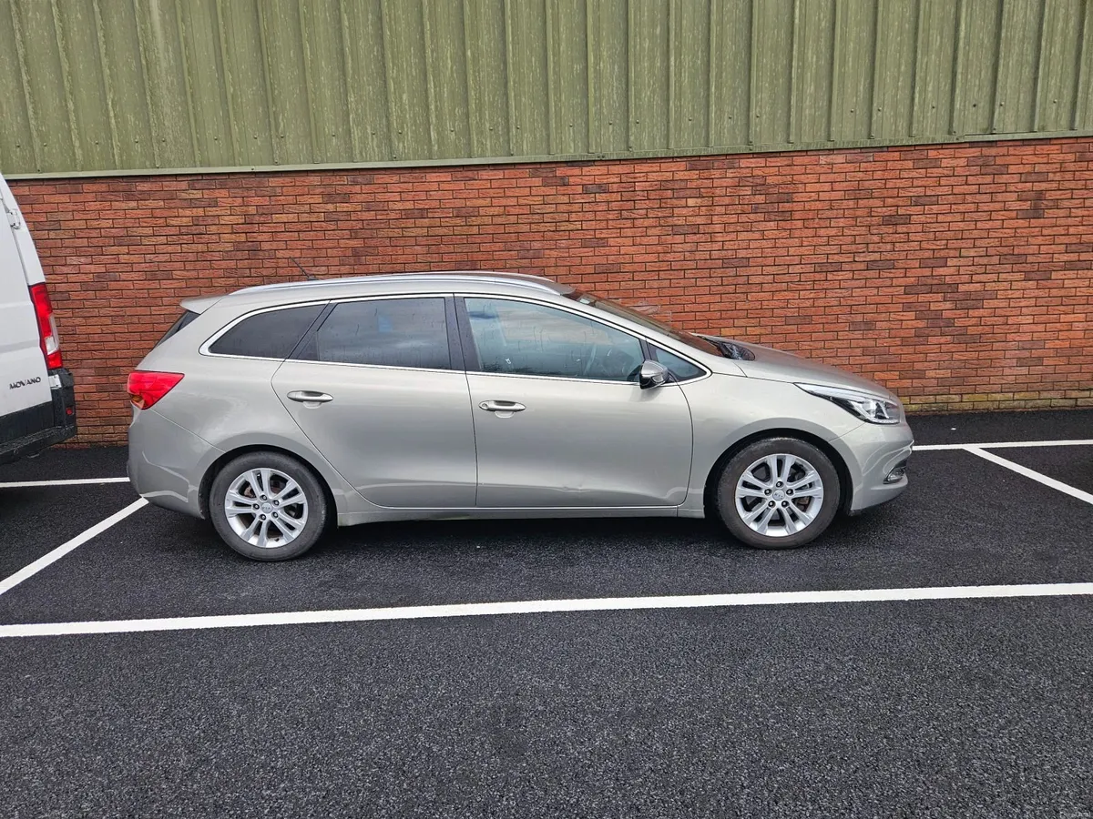 Kia Ceed 2014 - Image 2