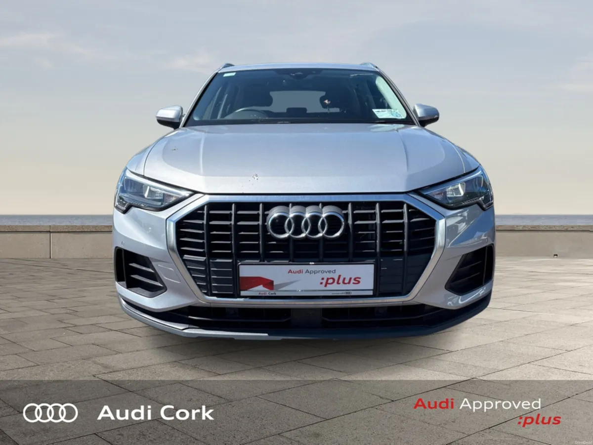 Audi Q3 TFSIe 245BHP SE AUTOMATIC WITH COMFORT PAC - Image 3