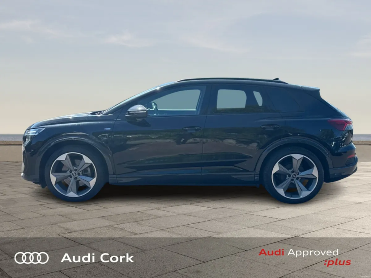 Audi Q4 e-tron E-TRON 40 BLACK EDITION AUTOMATIC - Image 4