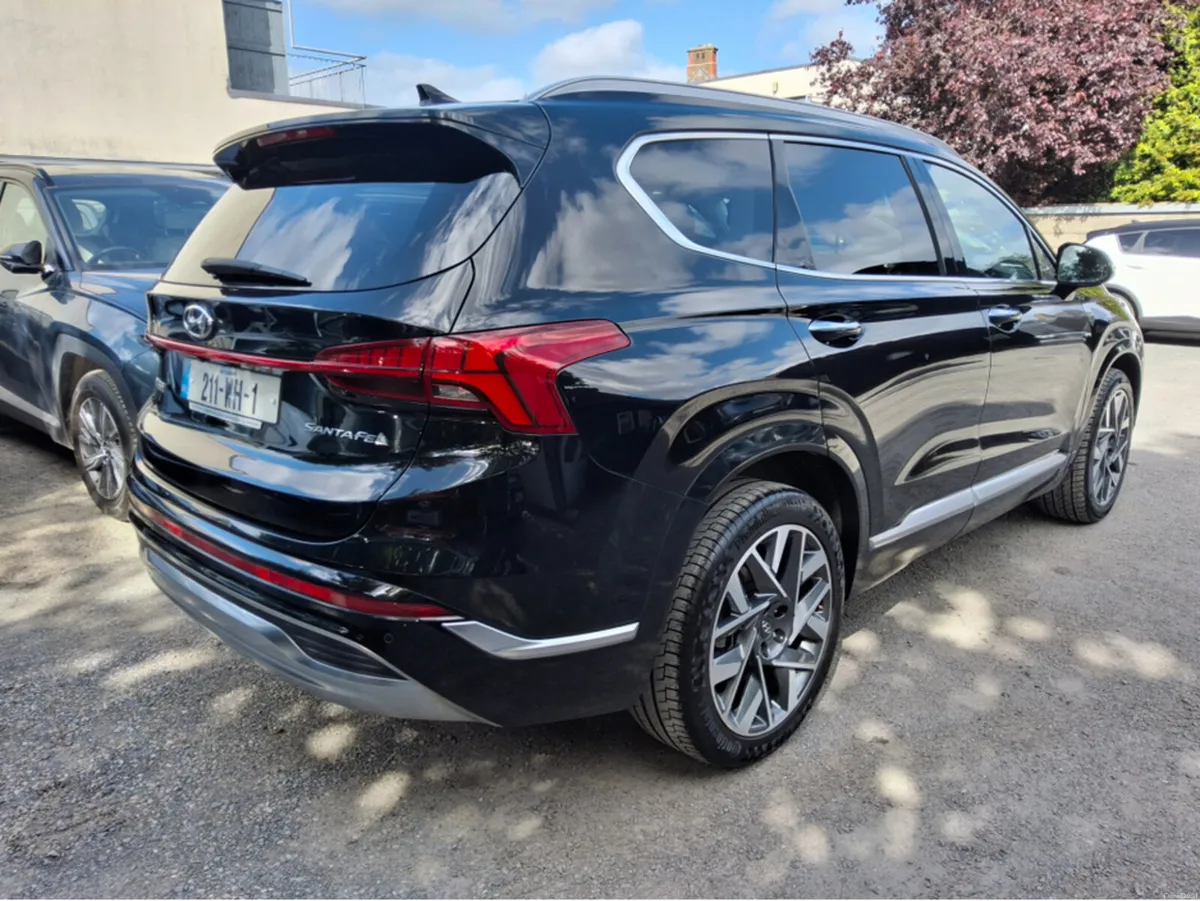 Hyundai Santa Fe 2.2 CRDI EXECUTIVE PLUS AUTOMATIC - Image 3