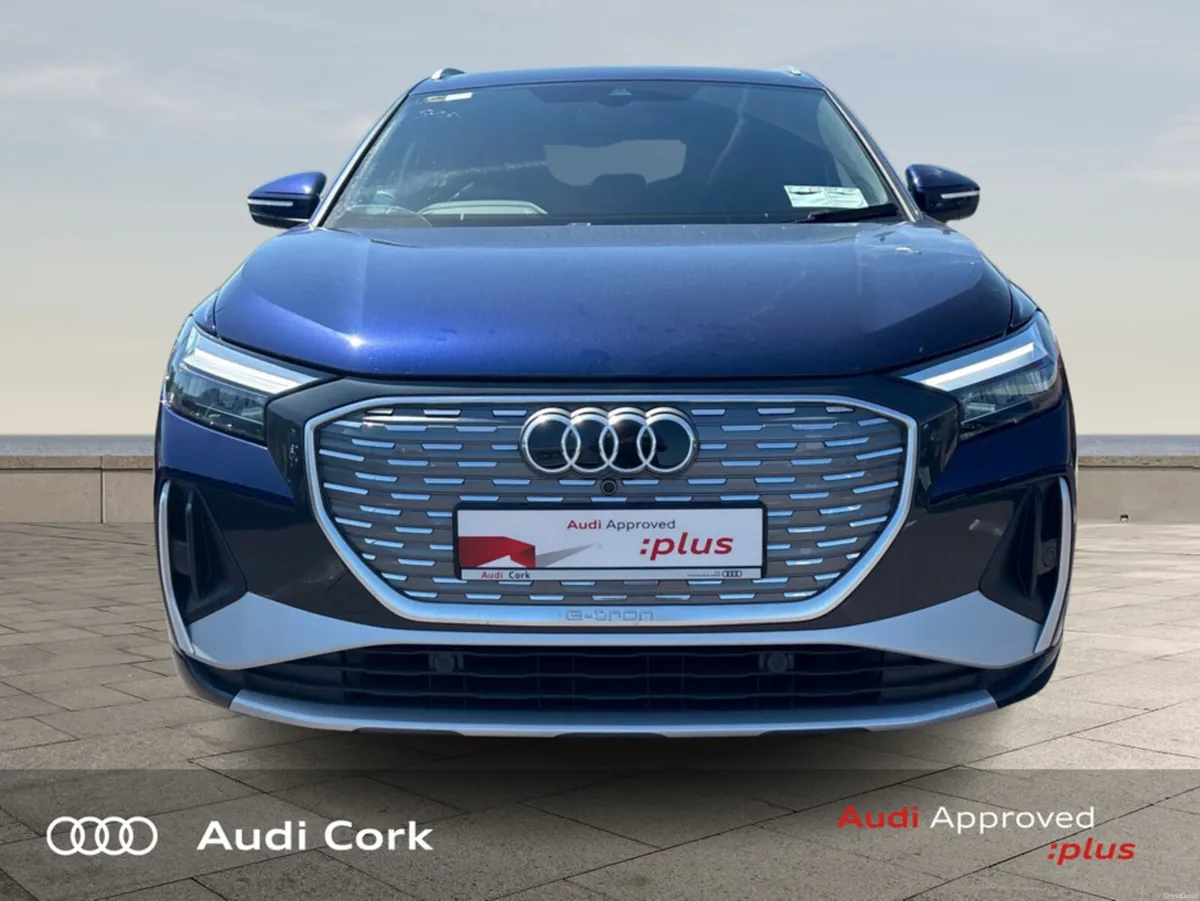 Audi Q4 e-tron 40 S-LINE AUTOMATIC - Image 2