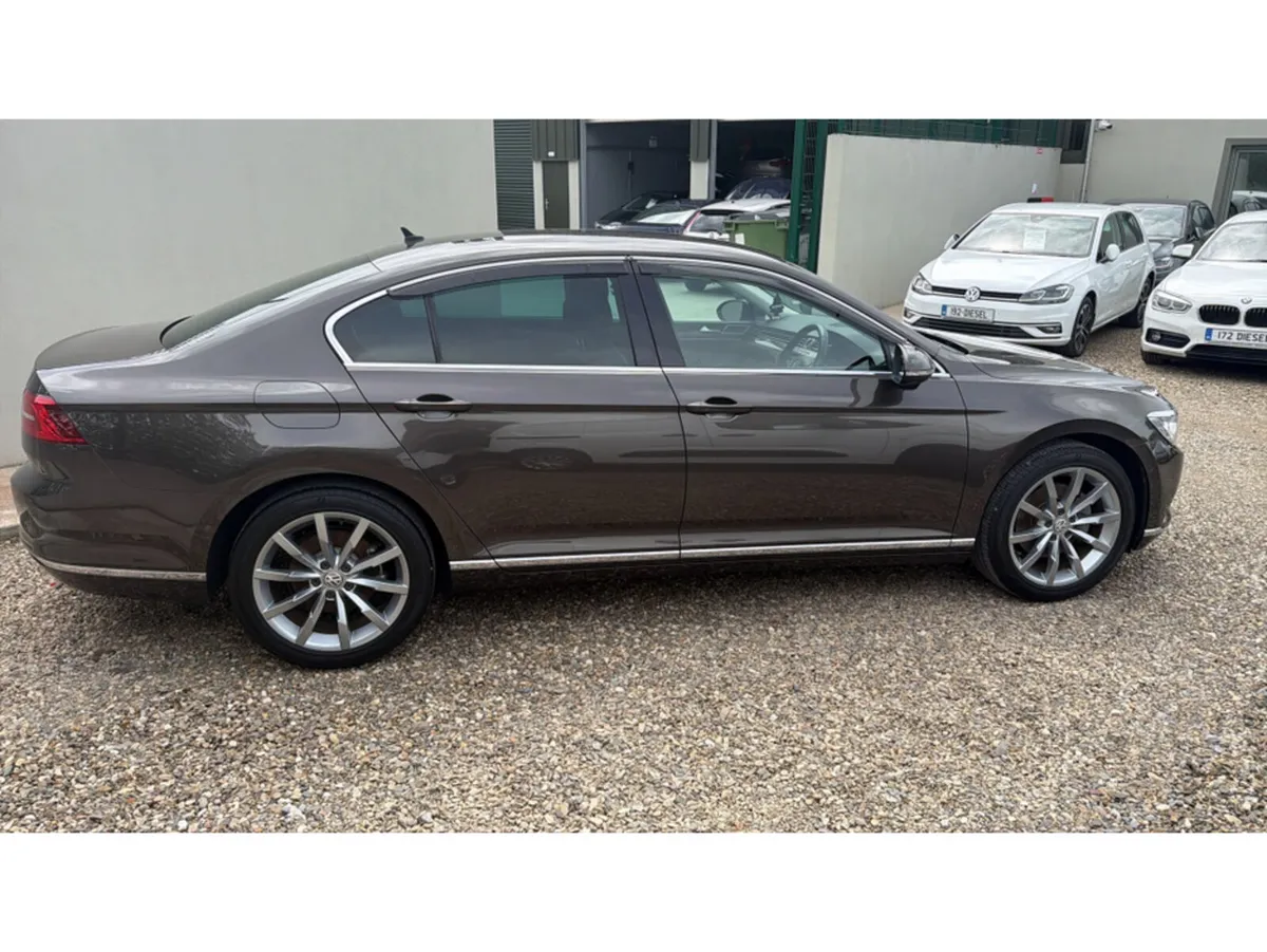 Volkswagen Passat 2.0tdi highline auto - Image 3