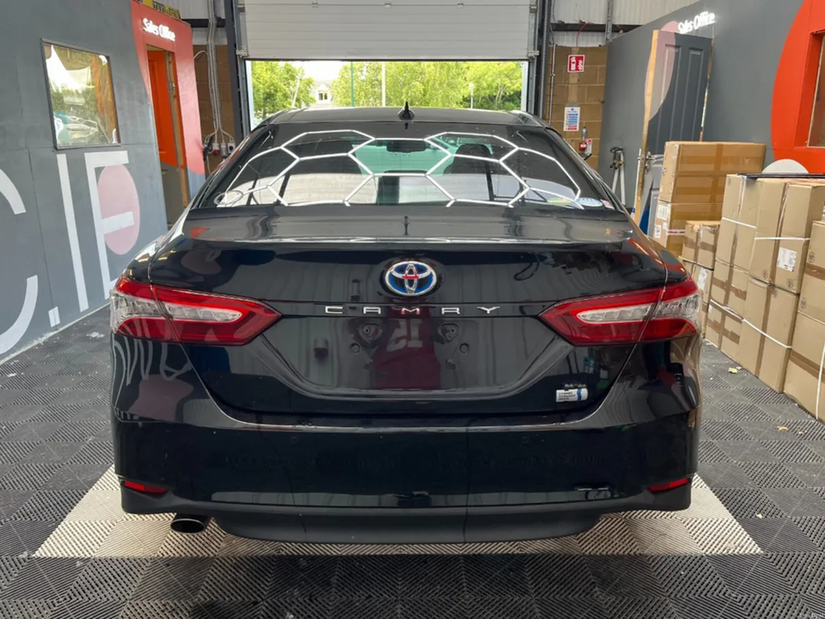 Toyota Camry 2020 TOYOTA CAMRY G 2.5 AUTOMATIC / C - Image 3
