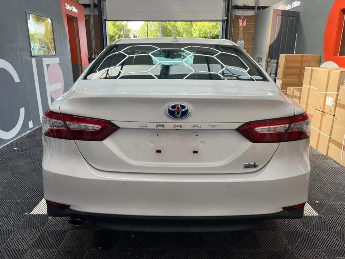 Toyota Camry 2020 TOYOTA CAMRY 4D G 2.5 AUTOMATIC - Image 3
