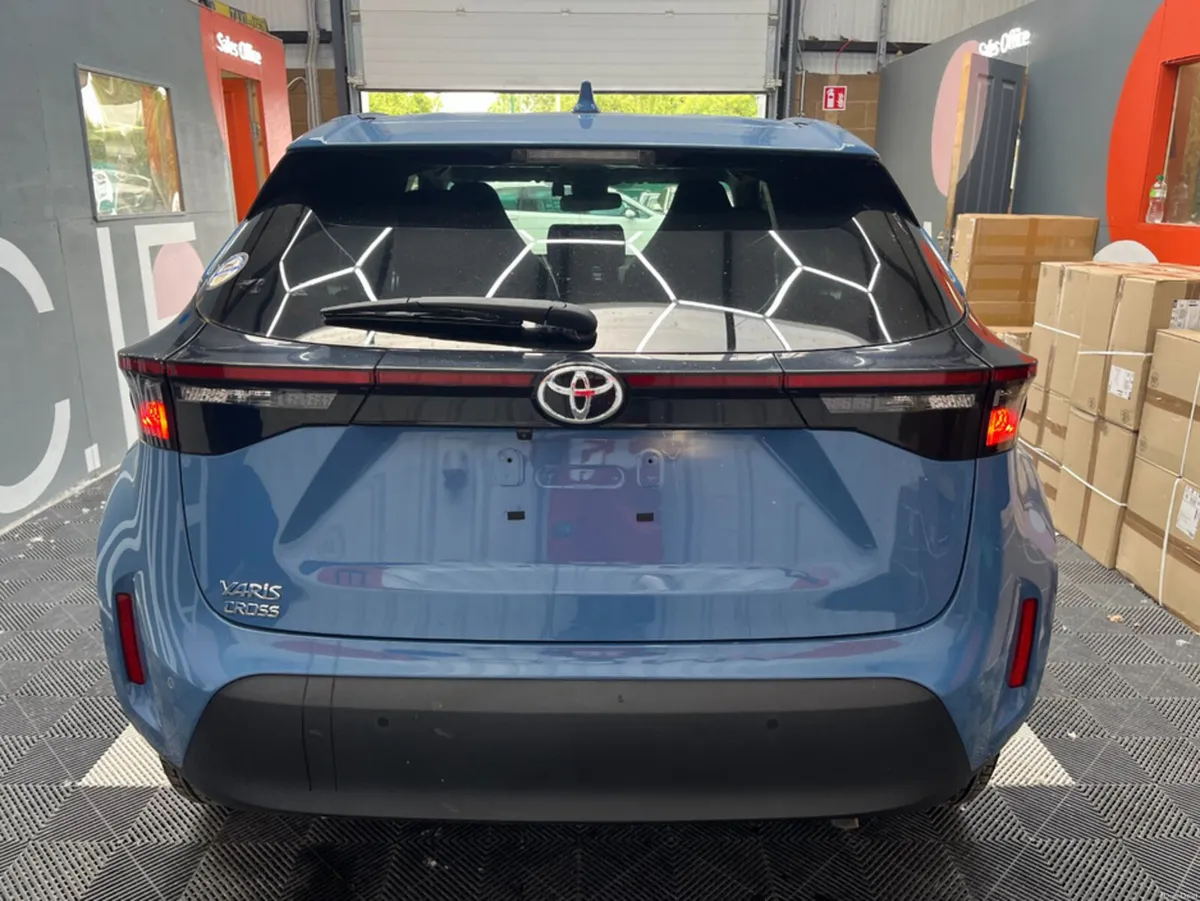 Toyota Yaris 2021 TOYOTA YARIS CROSS 1.5 AUTOMATIC - Image 3