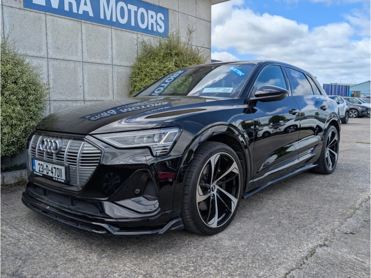 Audi e-tron 50E S LINE  QUATTRO ELECTRIC AUTOMATIC - Image 4