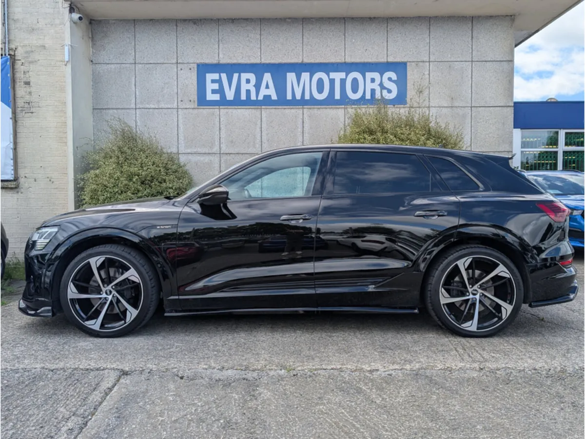 Audi e-tron 50E S LINE  QUATTRO ELECTRIC AUTOMATIC - Image 5