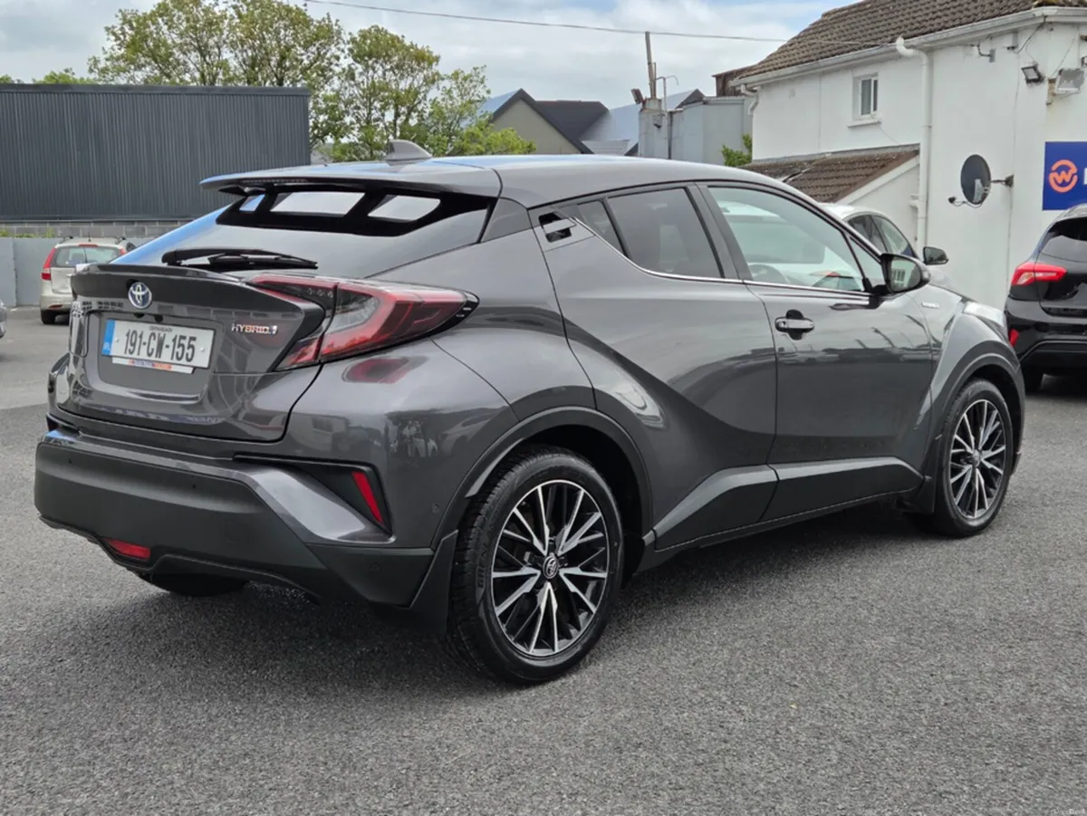 Toyota C-HR HYBRID SOL 4DR AUTO - Image 4