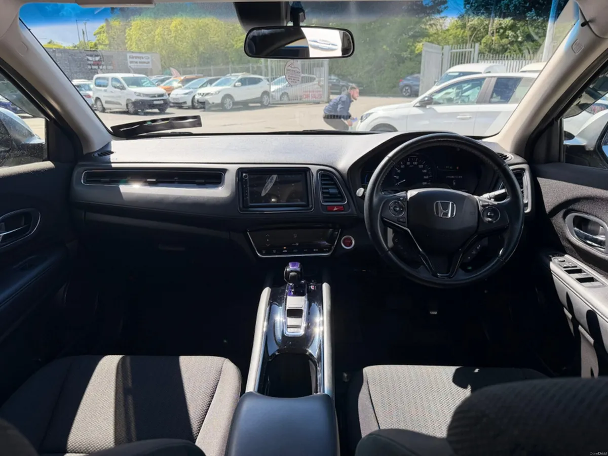 Honda Vezel 1.5 HYBRID AUTO 5DR - Image 4