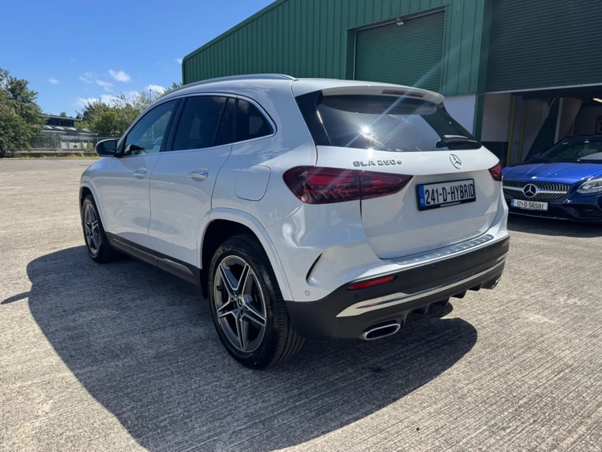 Mercedes-Benz GLA GLA250e AMG LINE EXECUTIVE - Image 4