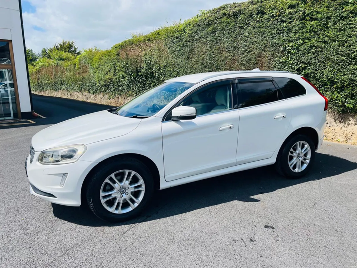 Volvo XC60 2.0 AUTOMATIC DIESEL - Image 6