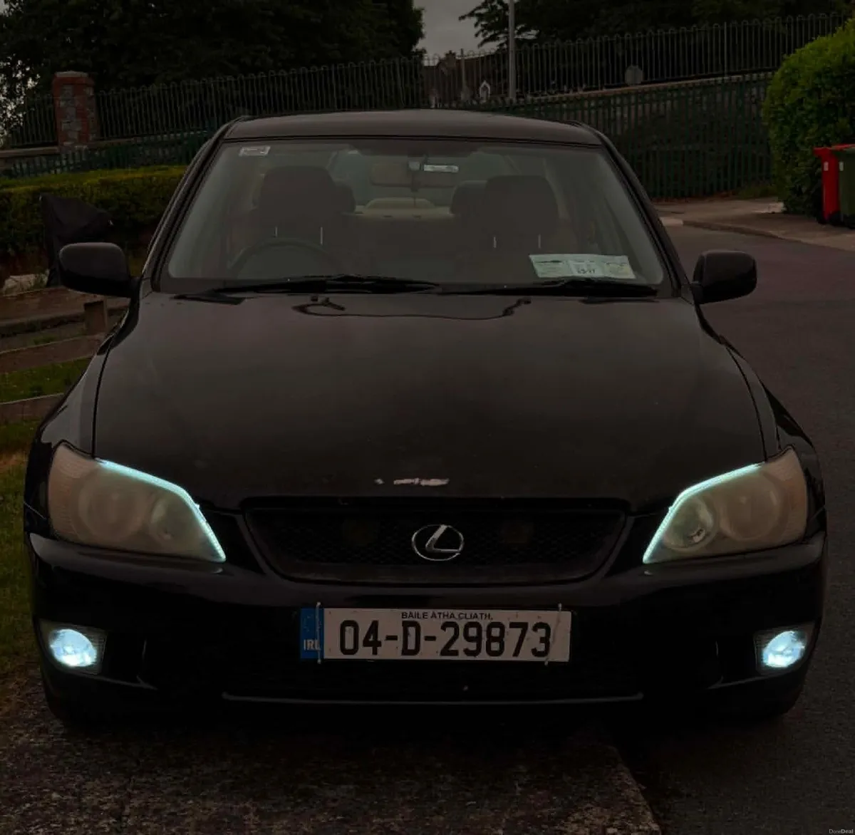 Lexus IS200 Sport - Irish Reg and Factory Manual