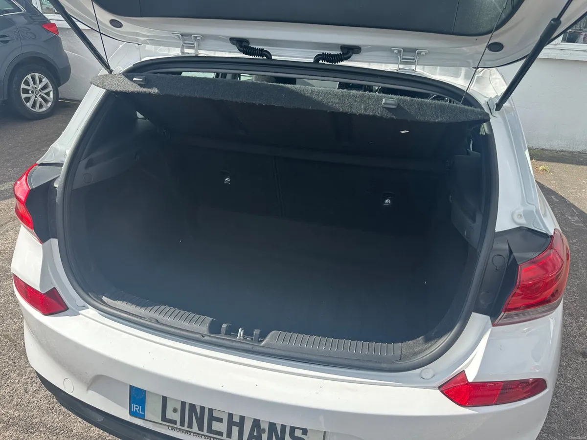 Hyundai i30 2017 - Image 6