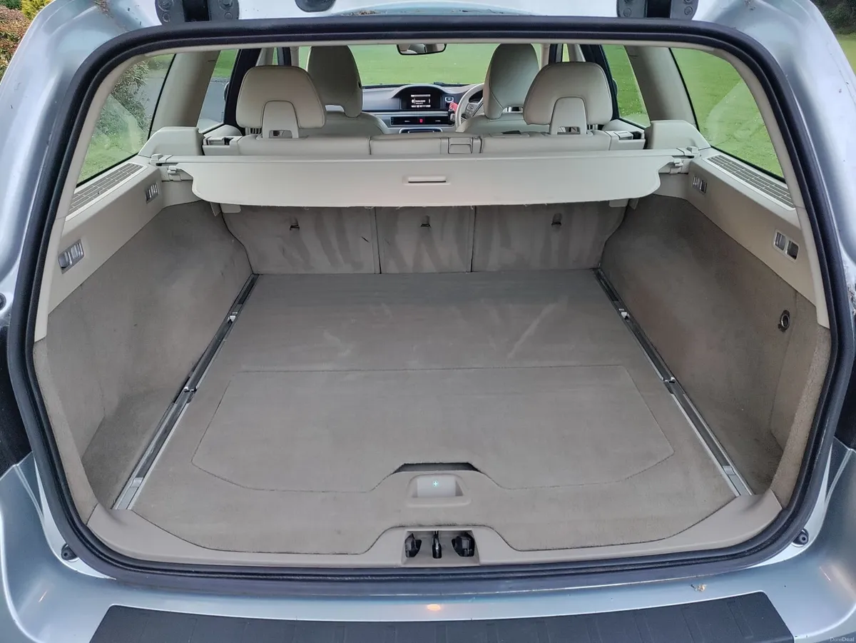 Volvo V70 Nct 30/05/2027 - Image 2