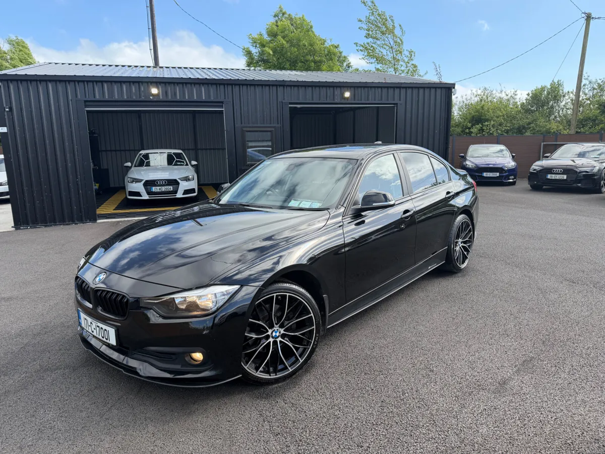 BMW 320d 2017 xdrive Manual - Image 2