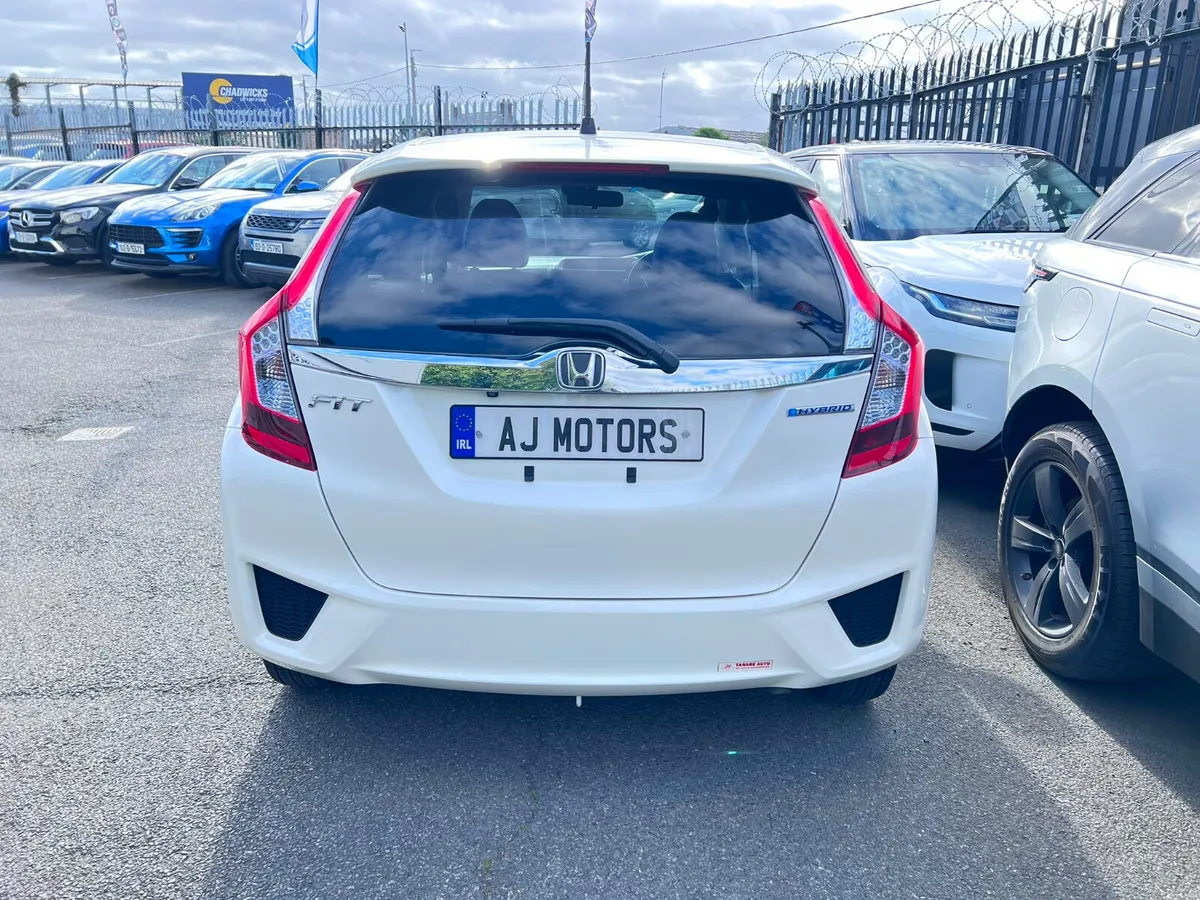 2016 HONDA FIT 1.5 HYBRID - Image 6