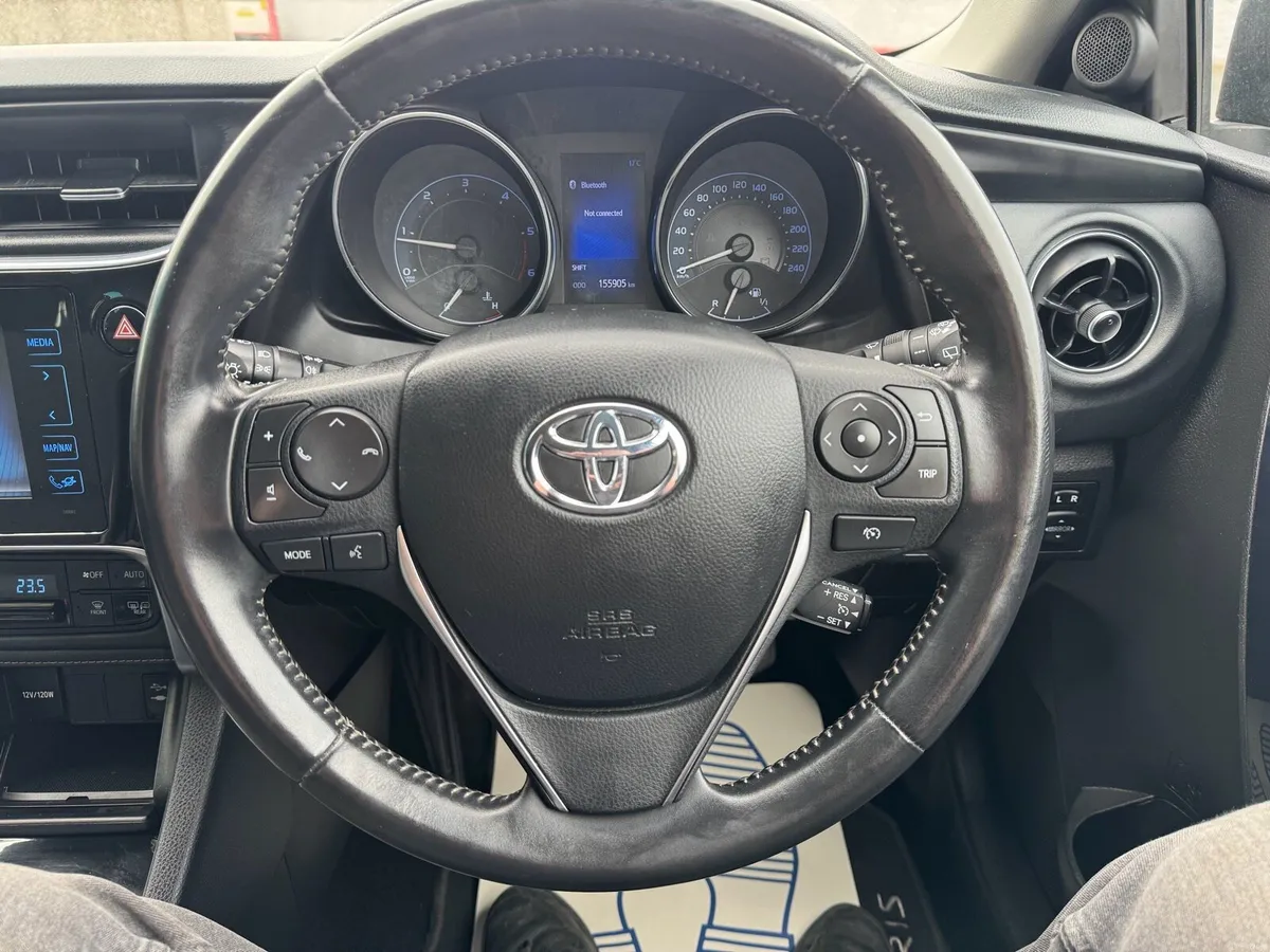 Toyota Auris - Image 3