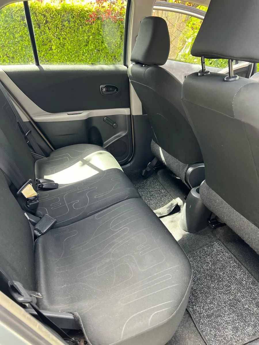 Toyota Yaris - Image 3
