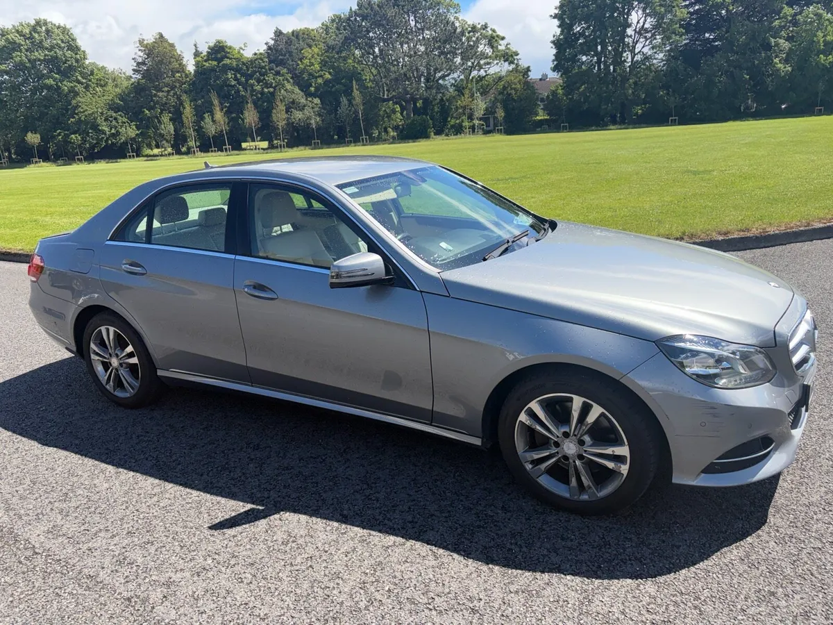 141 Mercedes E class Nct 08/27 Low miles - Image 3