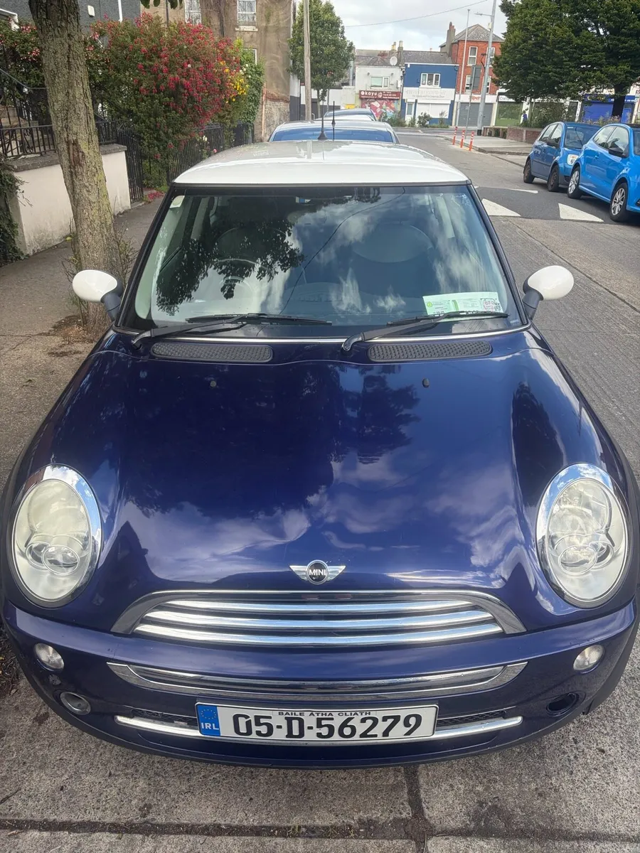 2005 Mini Cooper - Image 2