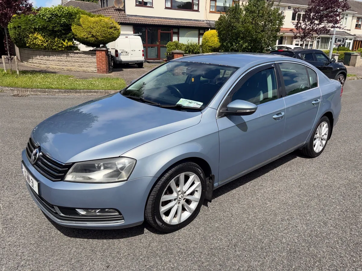12 VW Passat Highline Nct 01/27 - Image 1