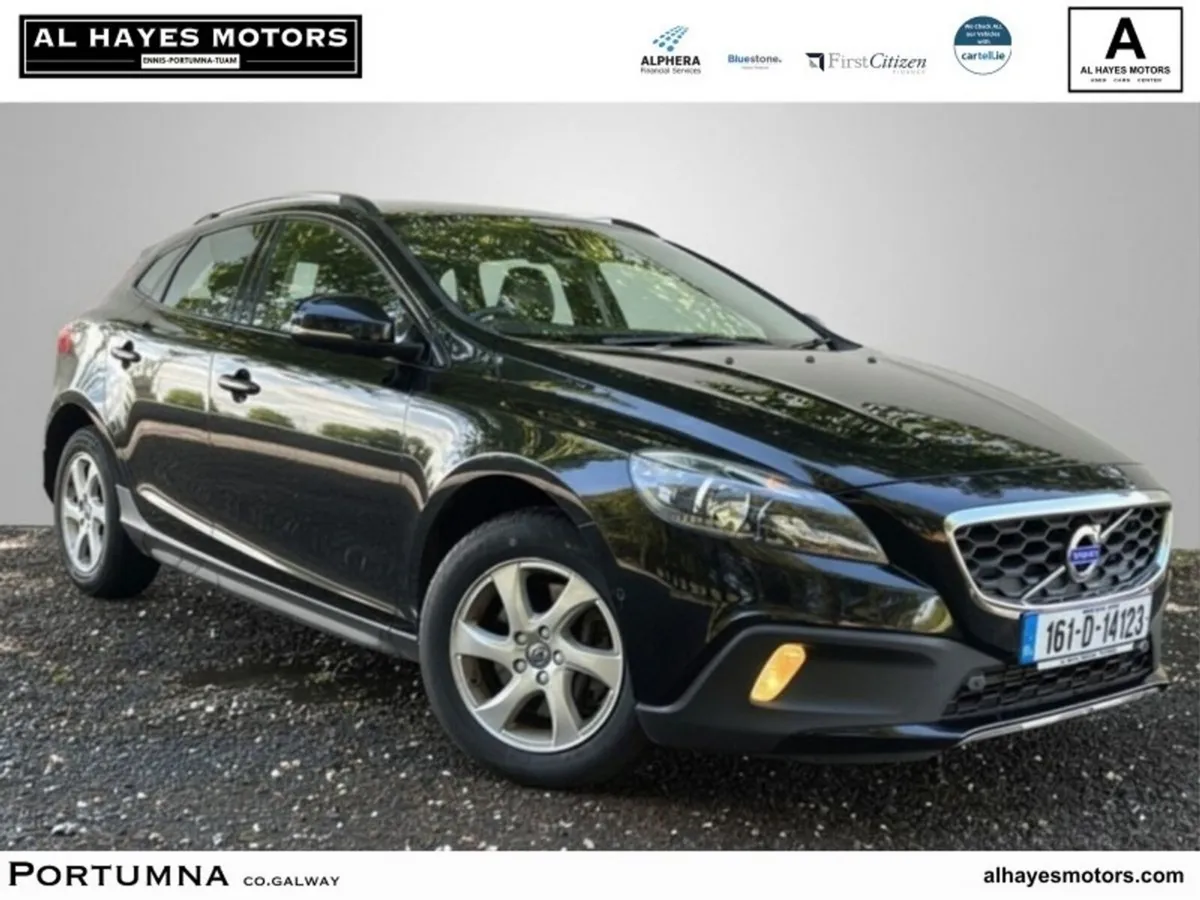 Volvo V40 CROSS COUNTRY D2 (120hp) SE + Leather - Image 1
