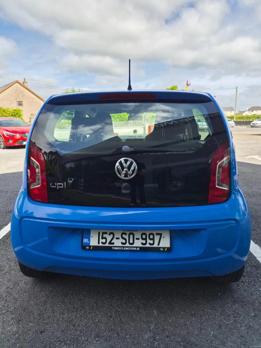 Volkswagen up! 2015 1.0L Petrol Auto - Image 4
