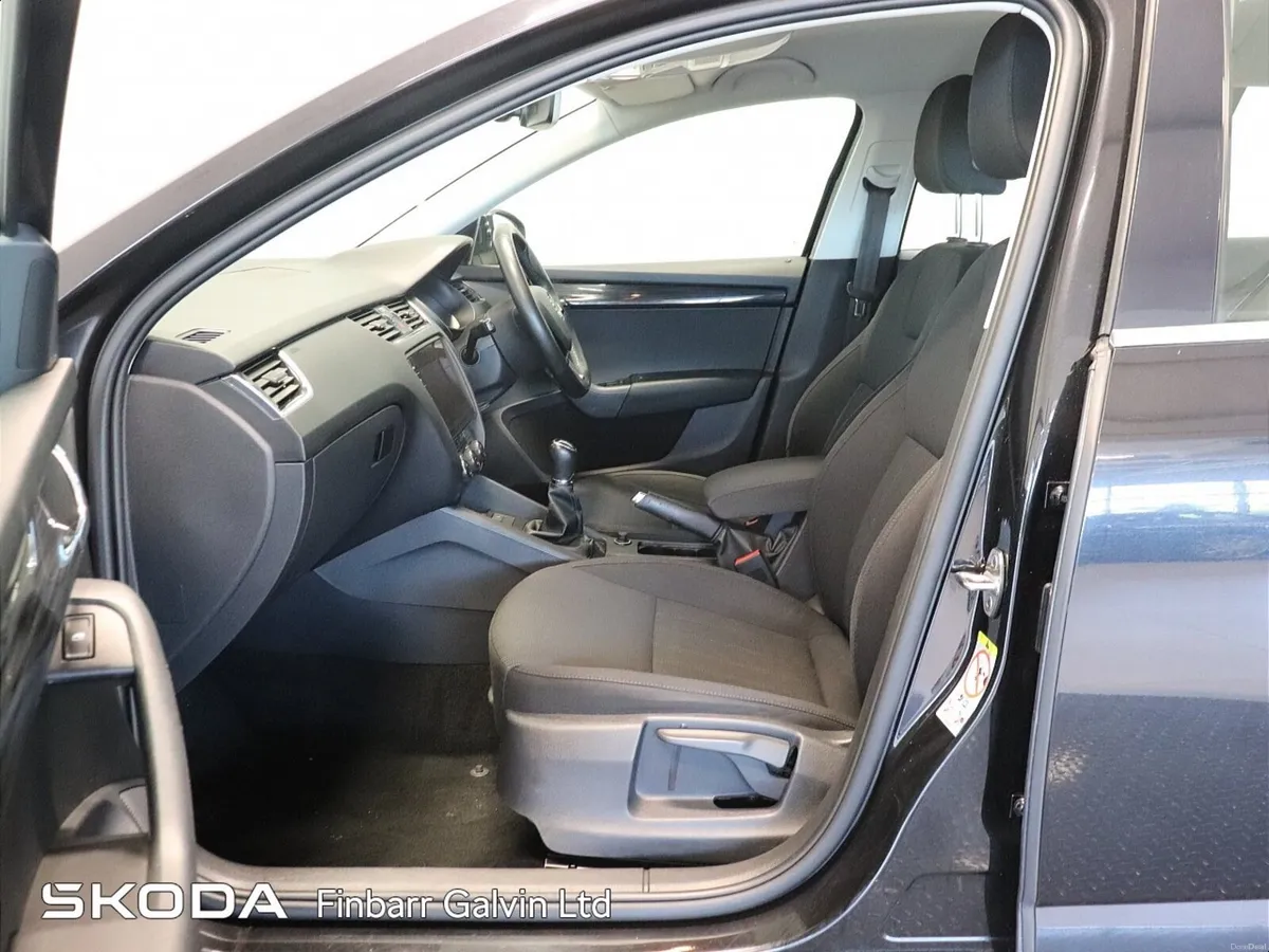 Skoda Octavia COMBI STYLE 1.0TSI 115HP - Image 4