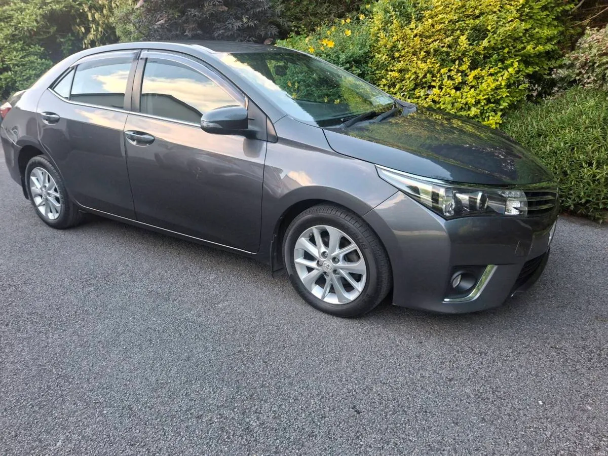 Toyota Corolla 2017 - Image 1