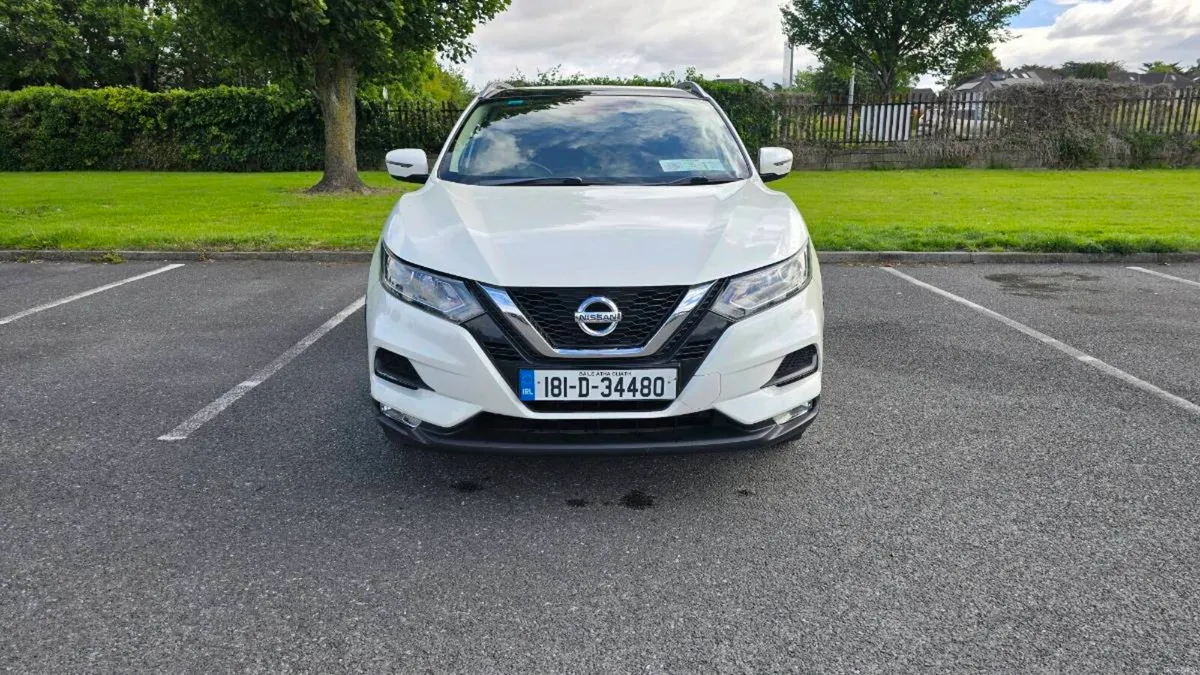 2018 Nissan Qashqai SV 1.2 Petrol - Image 2