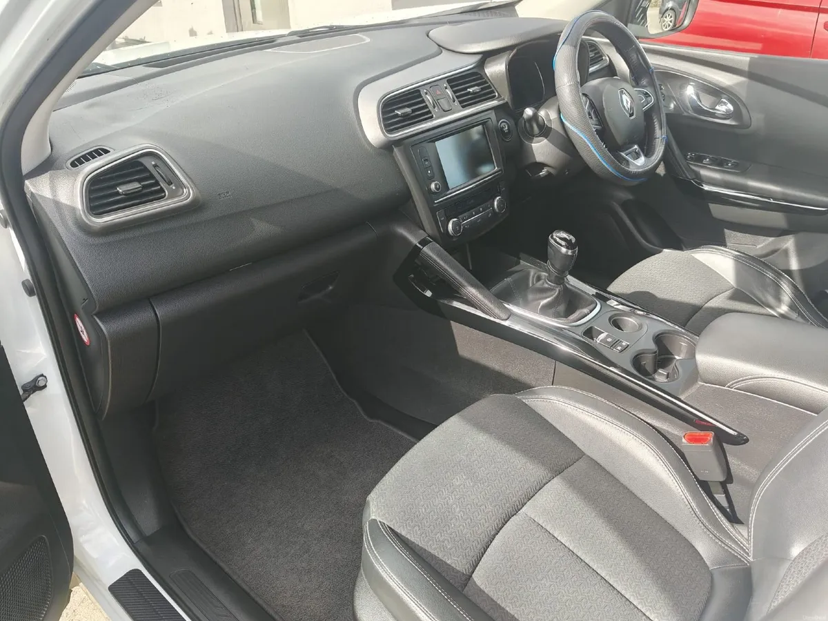 Renault Kadjar 2017 - Image 2