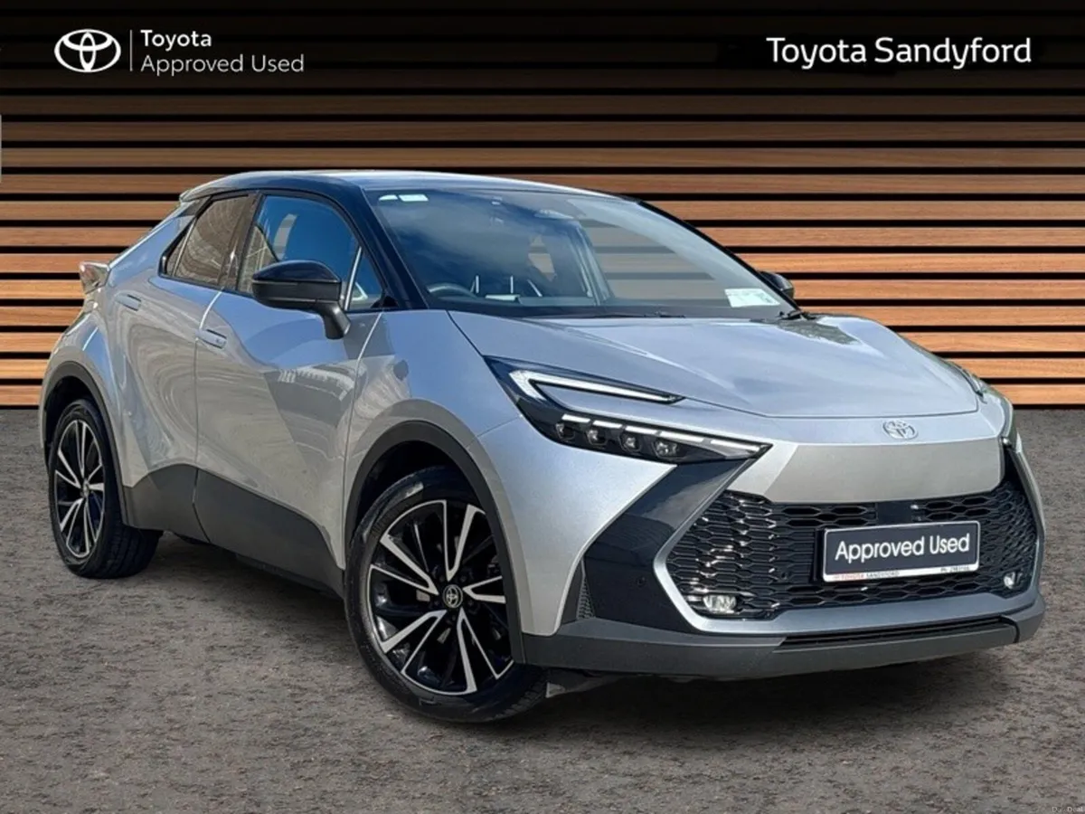 Toyota C-HR 2.0 PHEV SOL AUTO // PANORAMIC ROOF // - Image 1