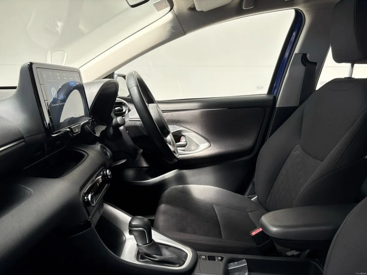 Toyota Yaris YARIS HYBRID 1.5 LUNA - IRISH CAR - U - Image 6