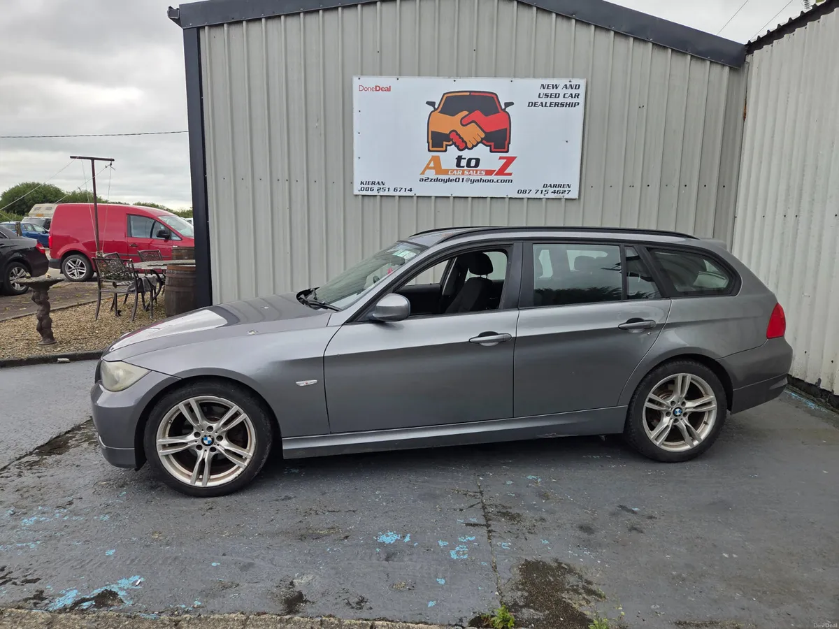 BMW 3-Series 2011 - Image 1