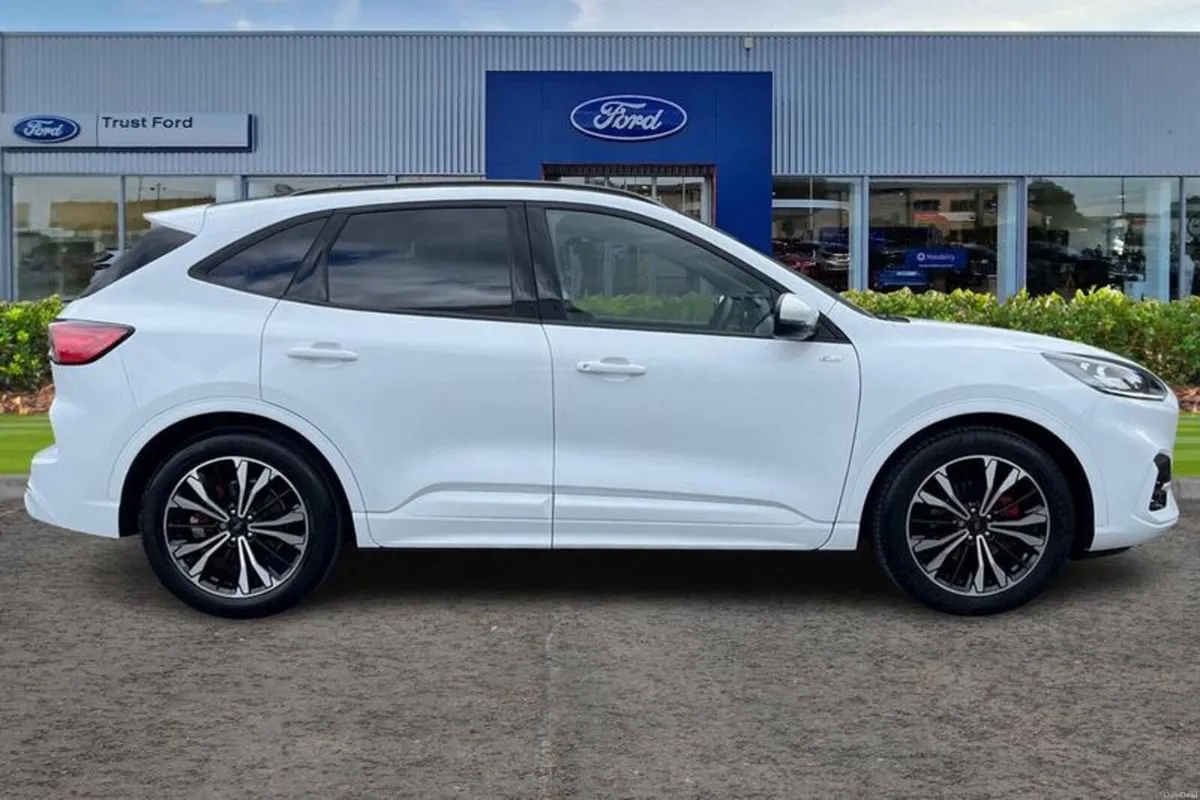 Ford Kuga ST-Line X Edition - Image 3