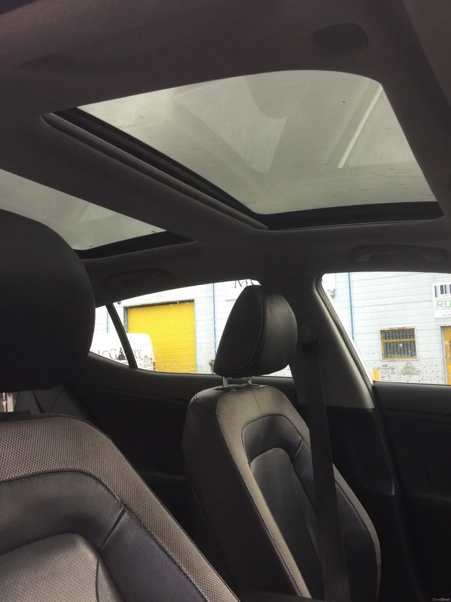 Kia Optima 2012 - Image 4