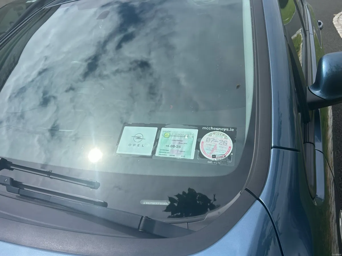 Astra 2015 1.4 petrol low mileage - Image 4